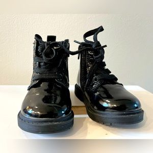 European baby girl boots, size 4.5/5